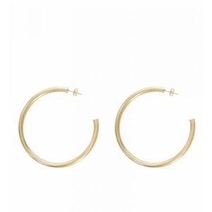 Sheila Fajl hoops